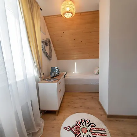 Holiday home Michalowka W Gorach Przy Lesie - Energylandia Targanice