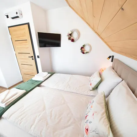Holiday home Michalowka W Gorach Przy Lesie - Energylandia Targanice