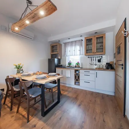 Michalowka W Gorach Przy Lesie - Energylandia Holiday home Targanice