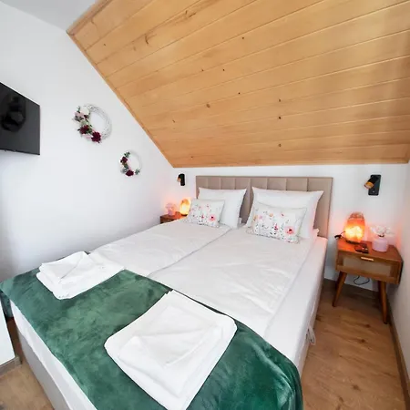 Holiday home Michalowka W Gorach Przy Lesie - Energylandia *